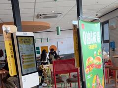 -麦当劳(南汇车市店)