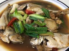 -鑫悦楼煎蟹·16年海鲜大排档