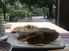 -御花园·粤菜·海鲜火锅(中山公园店)