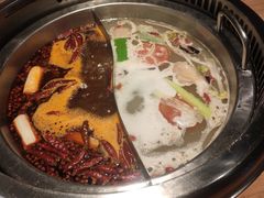 鸳鸯锅-季季红火锅(柳州广惠商业店)