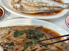 -丹水桥地锅鱼·翘嘴鲌·地方特色全鱼宴(丹江口大坝店)