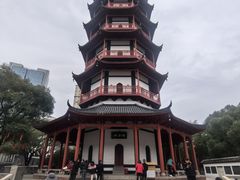 -绳金塔