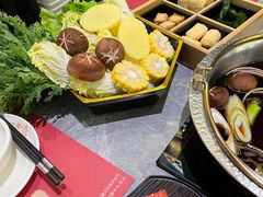 -一绪に寿喜烧(荟聚店)