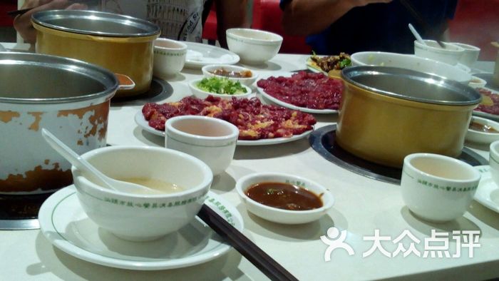 月眉湾牛肉火锅城(月眉湾酒楼)图片 - 第1张