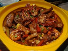 -多嘴超级肉蟹煲(杉杉国潮主题店)