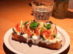 -O'eat Blossom&Pelican(深圳首店)