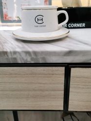 -HAIR CORNER