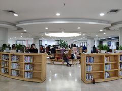 -武汉大学图书馆·文理学部总馆