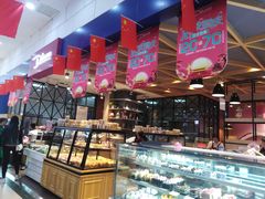 面包甜点陈列柜-迪莉娅(欧亚卖场店)