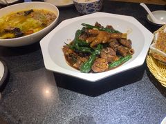 -鲁菜根·泰安菜(万达店)