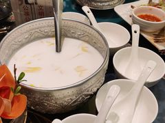 红宝石甜品-院子君亭亚洲厨房花园餐厅