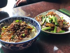 -口口香小吃店
