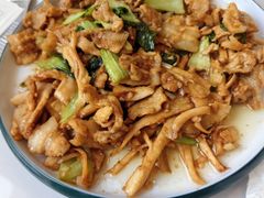 -何适山庄 ·可团建(水长城P2停车场店)