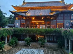 -三亚亚龙湾雅高美爵酒店