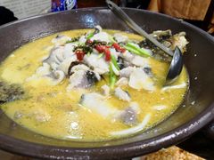 酸菜鱼-阿木怪味牛骨头