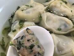 荠菜猪油渣大馄饨-君东记本帮面馆(天钥桥路店)