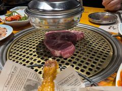 雪花猪梅肉-唯成•韩国炭火烤肉 유성고기