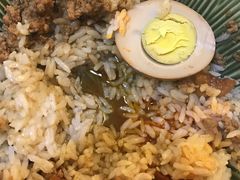 油的不能再油的卤肉油泡饭-雅城香慧咖啡馆(常德路店)