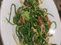 -东口码头·烧鸽子·鱼头泡饼·地方菜(金鹰悦城店)