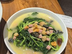 -金枝玉叶上海人家食府(三里河店)