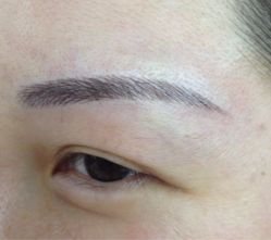 自然飘眉-平萍纹绣韩式半永久定妆