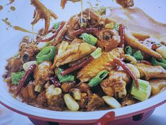 -俭寨大盘鸡·手抓肉·烧烤新疆菜(乌苏路店)