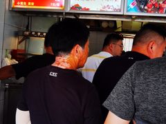 -薛记襄阳香辣牛肉面(平安路店)