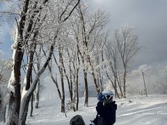 -中旅松花湖滑雪场