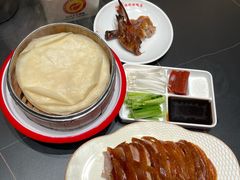 -梅利汴京烤鸭•开封豫菜地标店(东司门店)