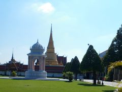 -皇家田广场(อนุสาวรีย์ทหารอาสา)