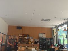 -俺家菜馆(百里峡店)