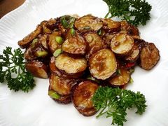 -陈熹公民族美食文化餐厅(中华广场店)