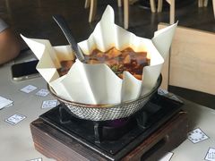 -穹六人间 people 6(岳阳路店)