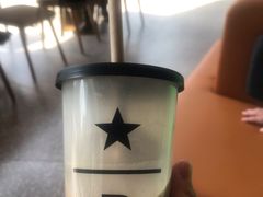 -星巴克臻选(上海合生汇1F店)