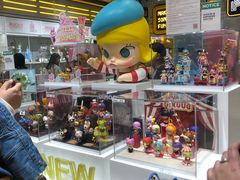 -泡泡玛特POPMART(上海环球港店)