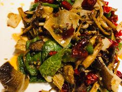 -十三式重庆江湖菜(金茂览秀城店)