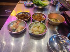 -豚豚家돈돈가韩国锅盖烤肉(新北万达店)