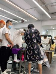 点击看大图 -诗悦发型SALON·圣罗兰店