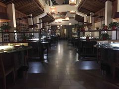 大堂-挂旗柴锅鸡(蚌山区嘉年华店)
