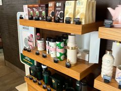 零售区-星巴克臻选(济南万达店)