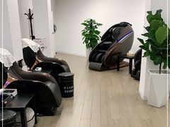 -深圳锦龙奥迪4S店(前海店)
