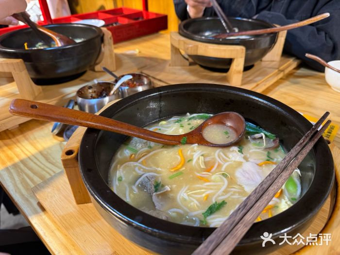 勺子米线·云南传统小吃市集(四方街店)图片