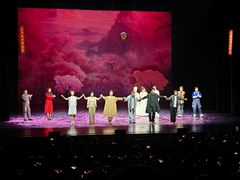 -上海东方艺术中心