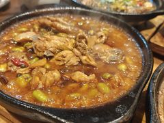 毛豆烧鸡煲-芜小皖砂锅菜(青山街店)