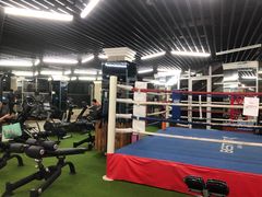 -贝菲特游泳健身(徐泾店)