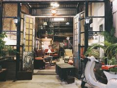 -席娜卡琳火车铁道夜市