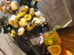 -ZING COFFEE 镜咖啡