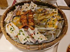 簸箕三味陈村粉蒸大花鲢-顺味凤城(九六广场店)