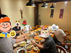 -小草屋轰趴馆别墅派对新场团建家庭聚会