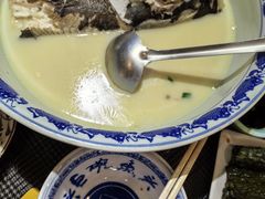 -南京金牛湖巨碗鱼头